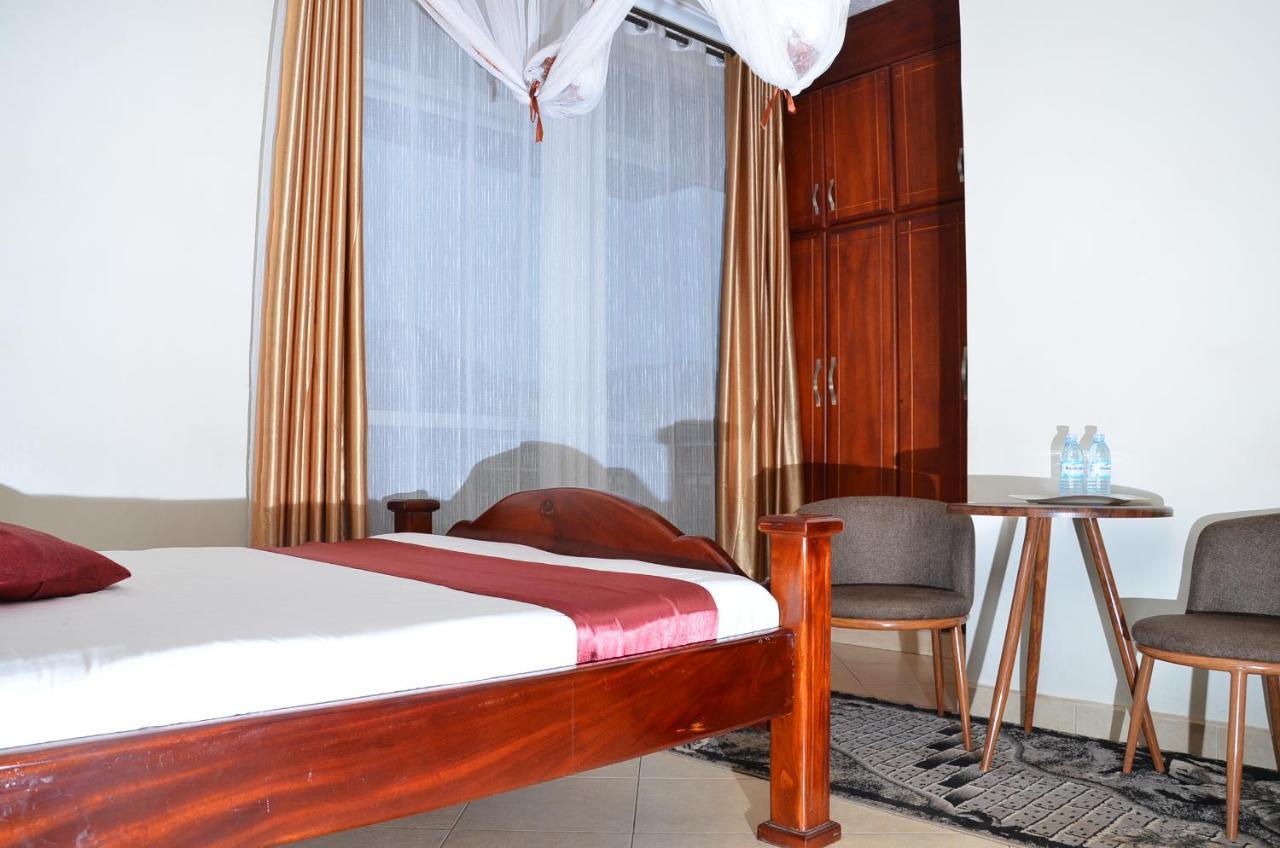 Ss Hotel Kampala Exterior photo