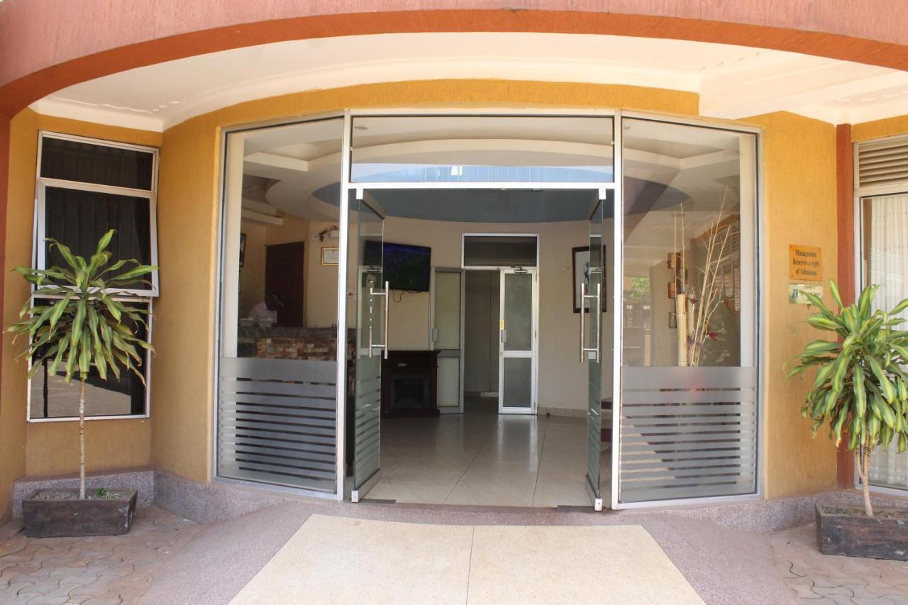 Ss Hotel Kampala Exterior photo