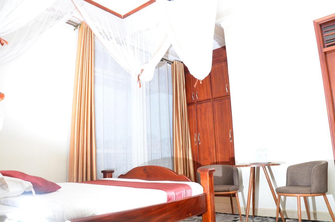 Ss Hotel Kampala Exterior photo