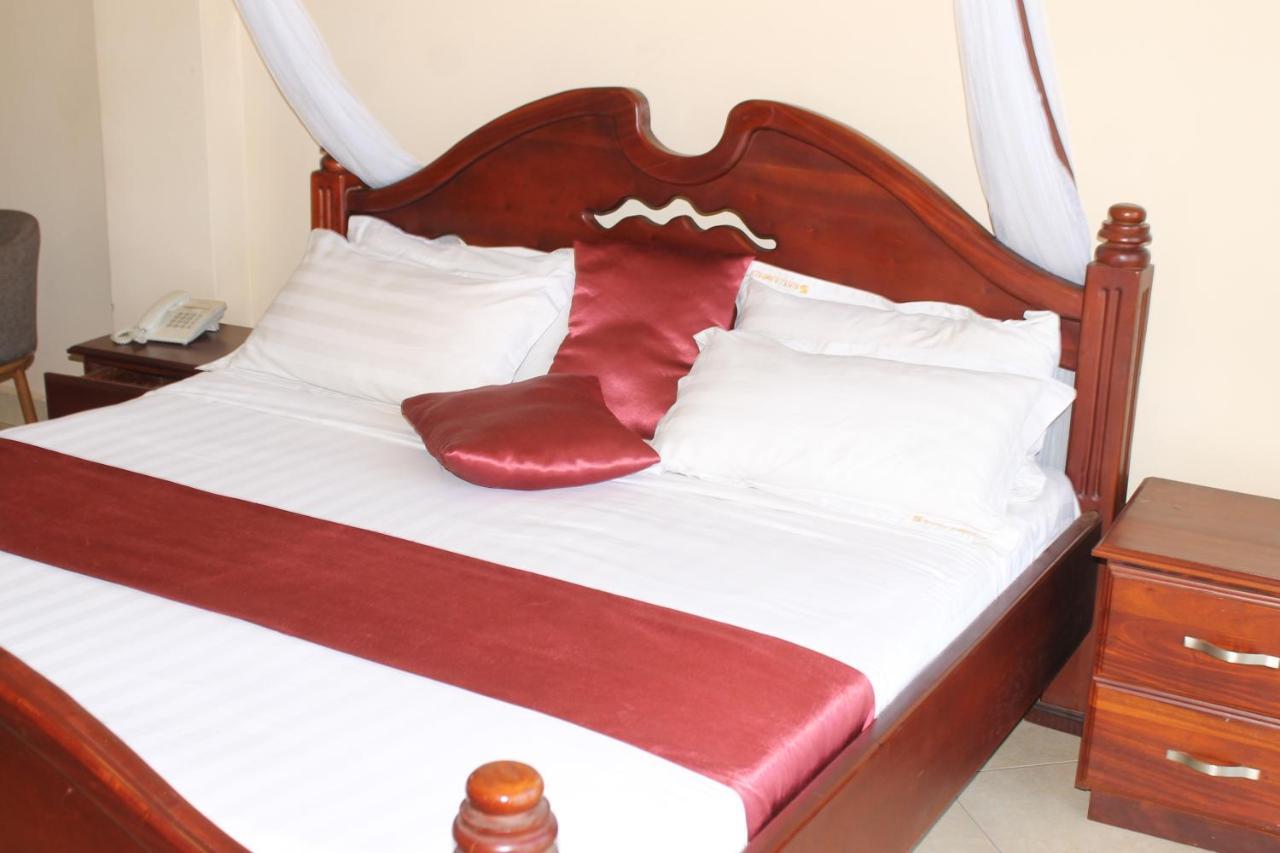 Ss Hotel Kampala Exterior photo